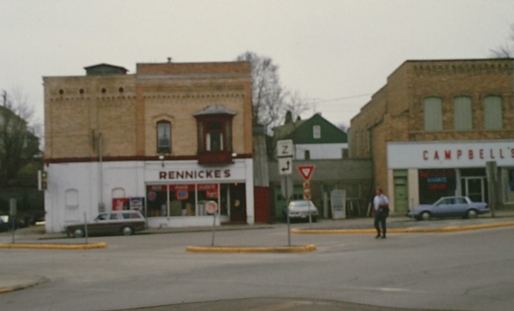 Rennicke's photographed in 1980 by Dan Plutchak