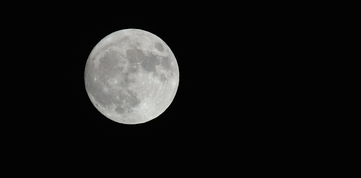 Supermoon over Wisconsin. Dan Plutchak photo.