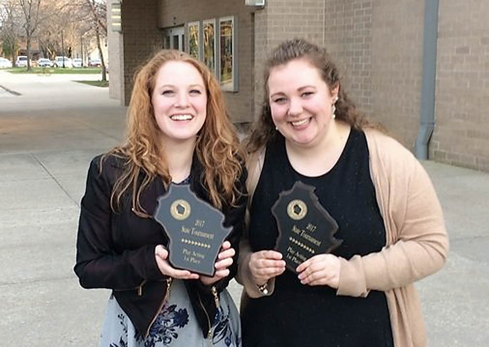 Mikenna Buchinger and Julia Holschuh, winners of a state WFCA forensics award. KASD photo.