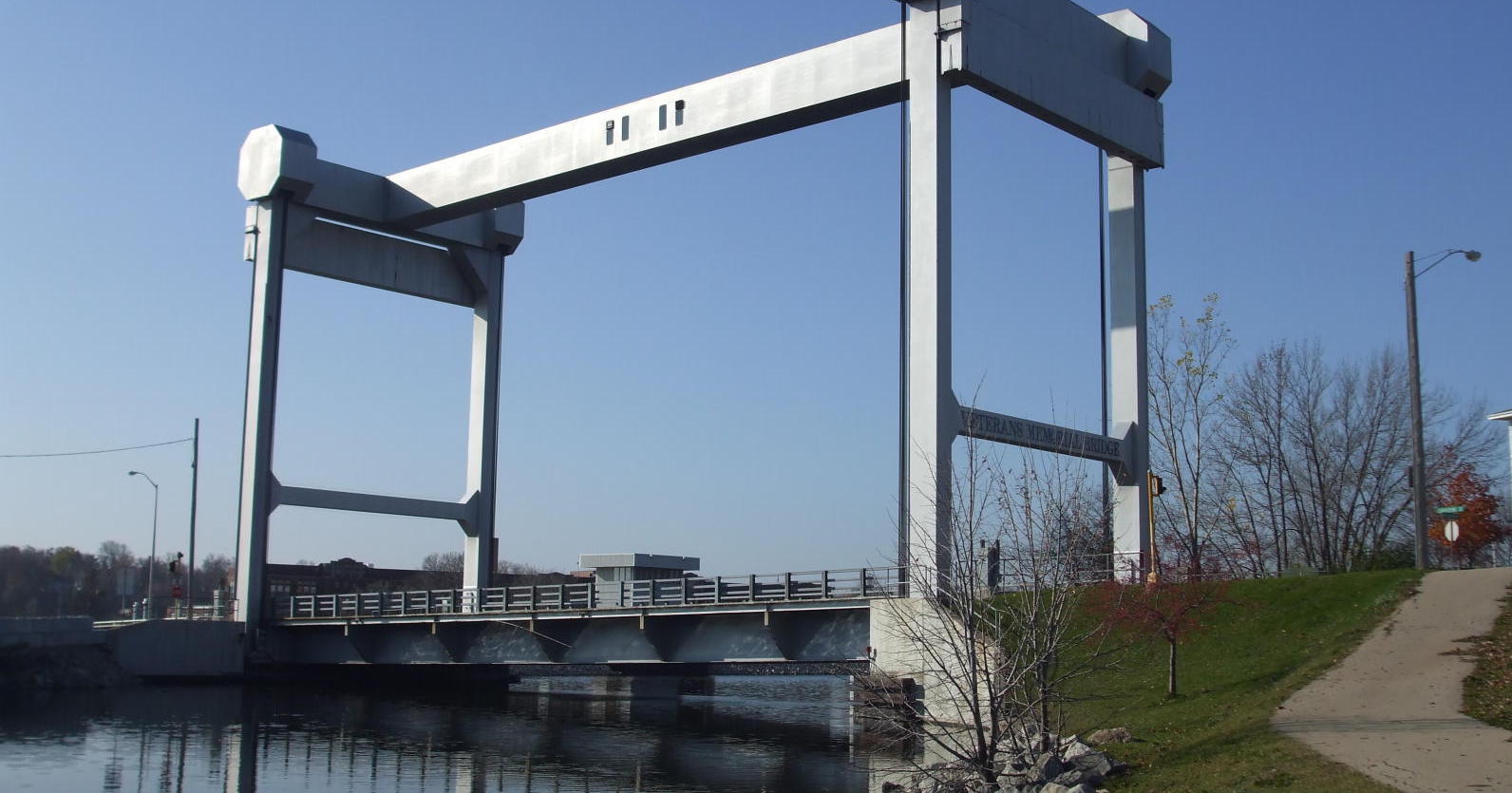 Veteran's Memorial Bridge, Kaukauna. File photo.