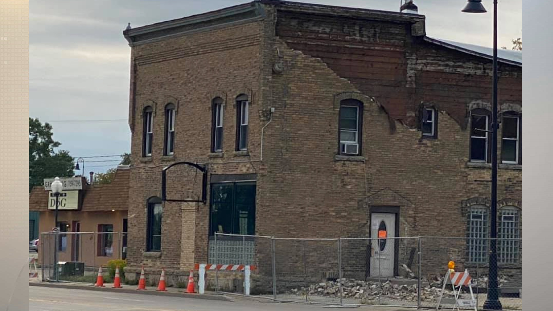 A crumbling building slated for demolition on the 300 block of Lawe Street is expected to be razed Sept. 28.
