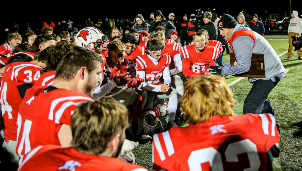 final-kimberly-papermakers-win-wiaa-division-1-state-football