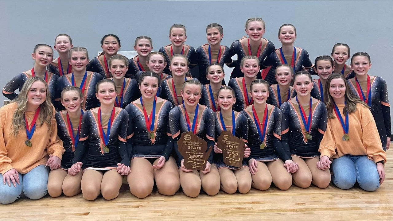 Kaukauna middle school dance team wins Pom title at state competition ...