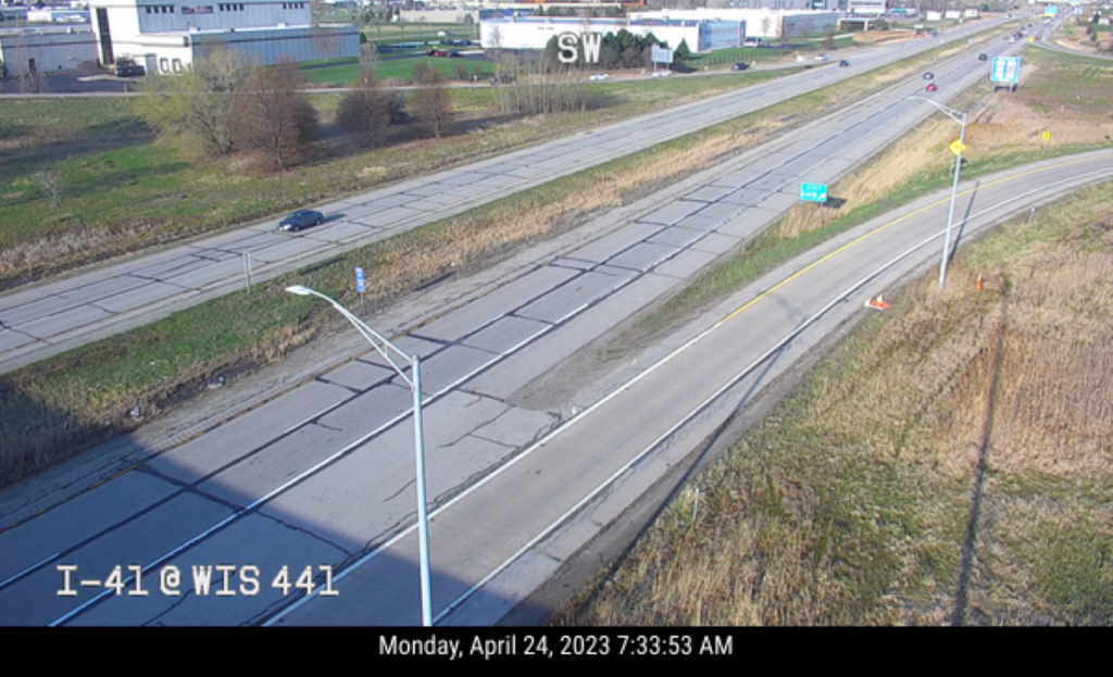 Little Chute man dead after being struck by a vehicle on I41