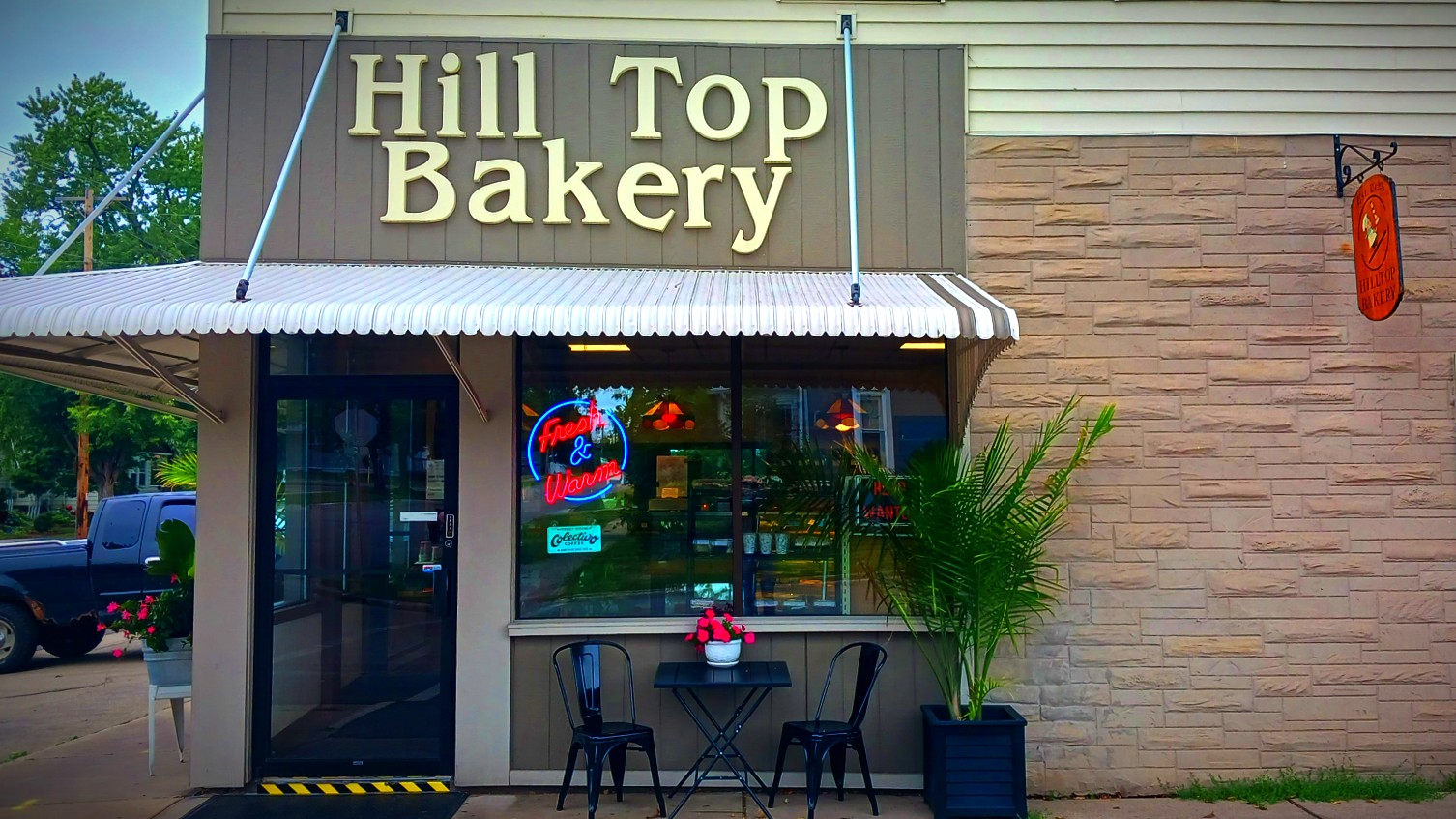 Hill Top Bakery in Kaukauna