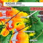 Wisconsin meteorologist calls mom live on air to warn about tornado passing overhead