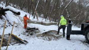 Kaukauna companies pitch in with latest improvements to High Cliff State Park trail