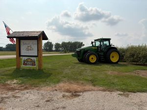 Interactive corn maze, fall events set to kick off at Kaukauna’s Sprangers Orchard