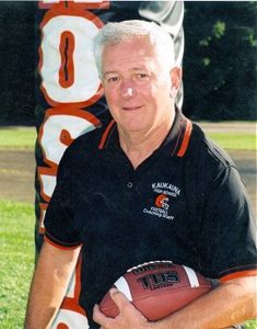 Kaukauna High School to name football field in honor of Bob ‘Dinger’ Wurdinger